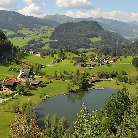 Seeblick Hotel 4*
