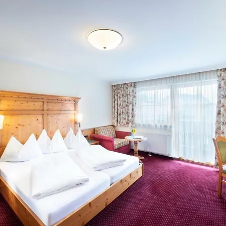 Seeblick Hotel 4*
